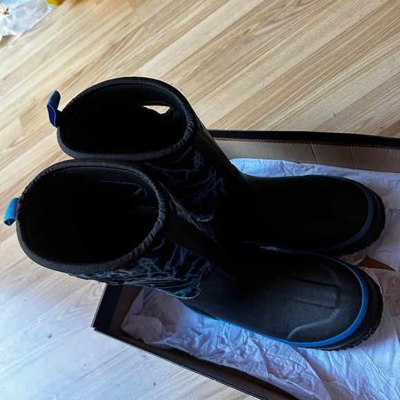 Elements Youth Kids’ Waterproof Winter Boots - Picture 4 of 4
